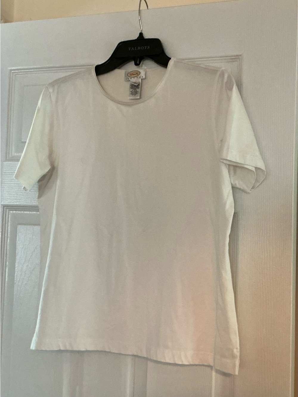 Talbots Classic Light Cream Color Crew Neck T-Shirt